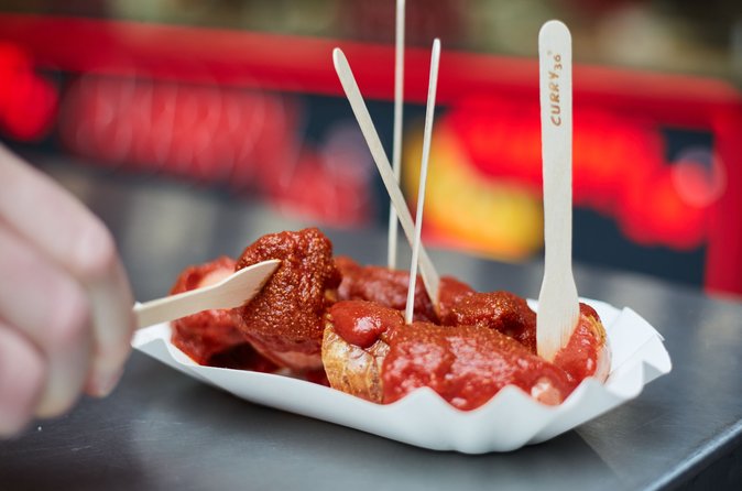 Berlin Currywurst Food Tour & Craft Brewery