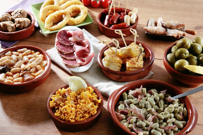 Granada Tapas Crawl & Wine Pairing