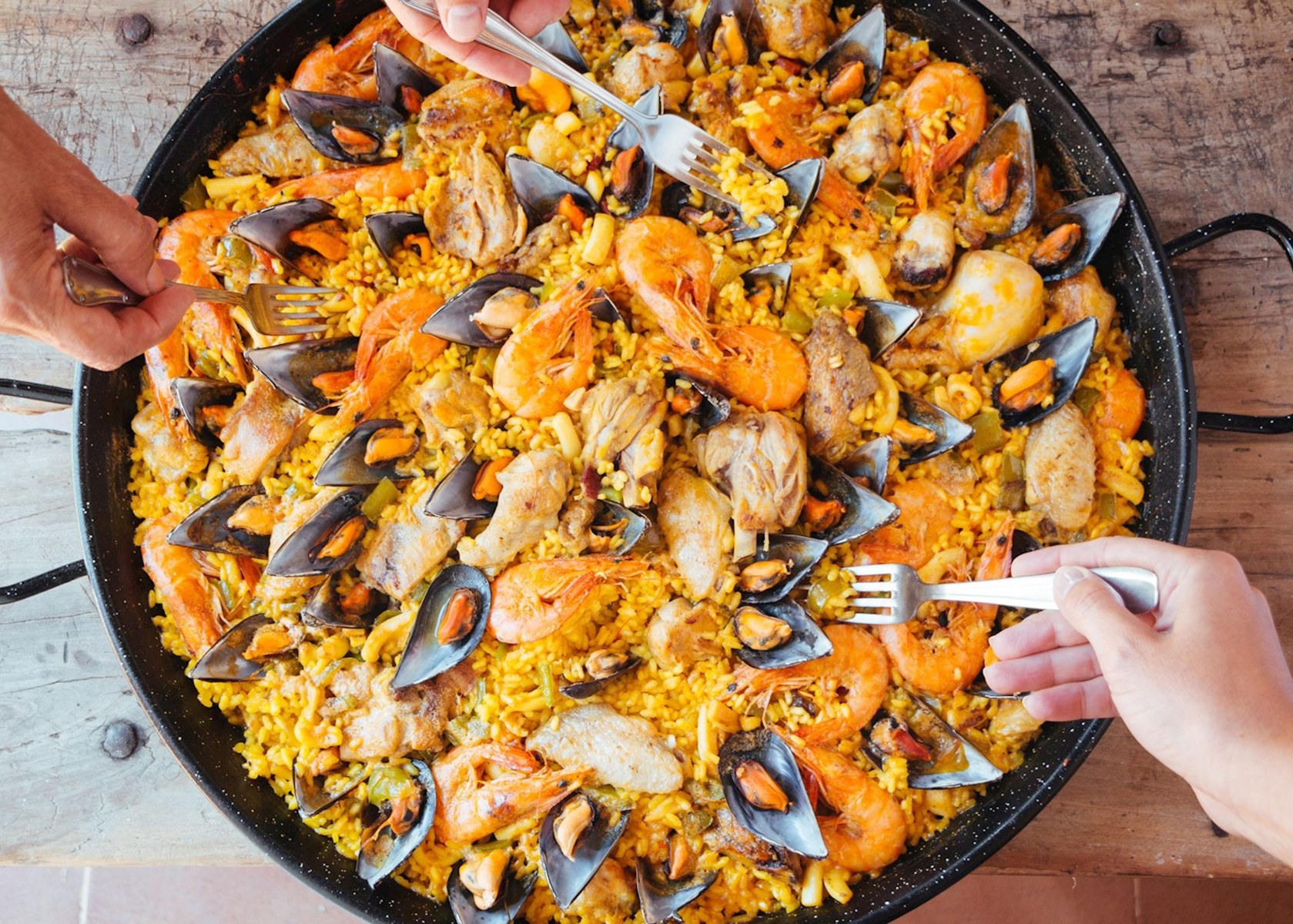 Valencia Paella Cooking Class & Market Visit