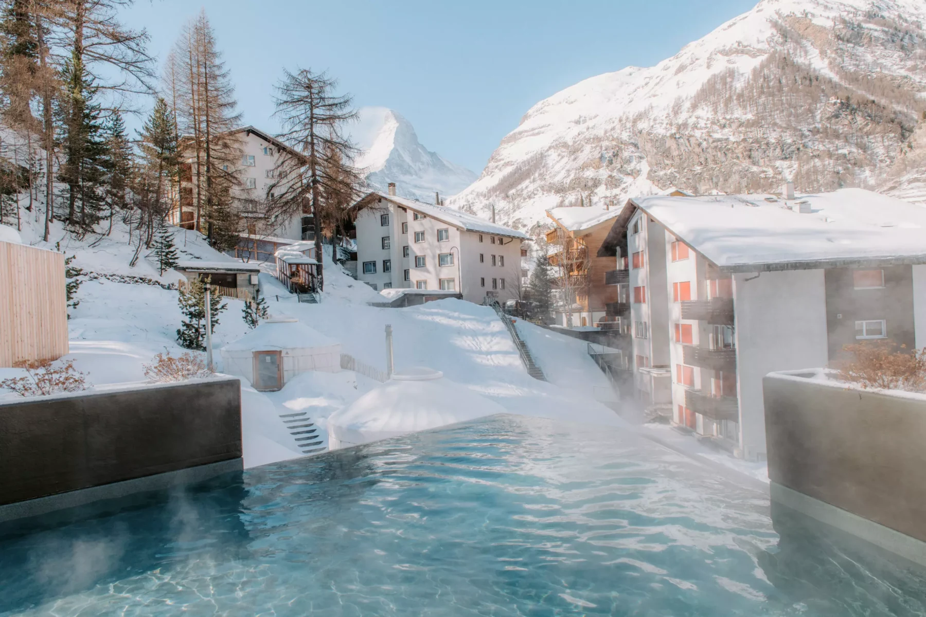 Alpine Spa with Mountain View