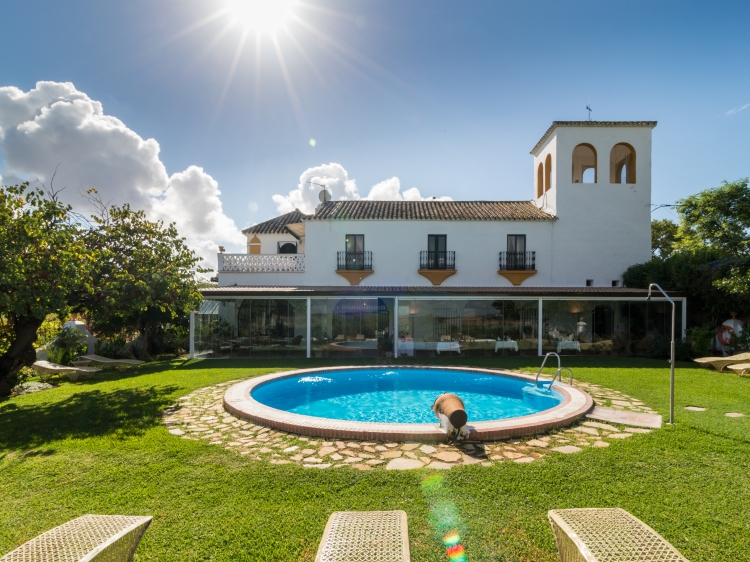 Hacienda El Santiscal - Adults Only Boutique